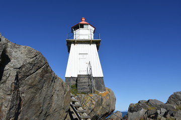 Norwegen, Norge, Lofoten, Hogsund, Leuchtturm, Fyr, Turm, Befeuerung, Hogsund Fyr, Küste, Ufer,...