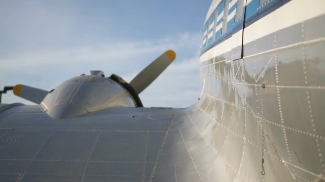Old DC3 Slow Motion