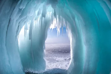 Foto auf Leinwand Eis auf den Baikalfelsen © greenlex
