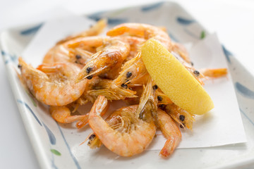 　小エビのから揚げ