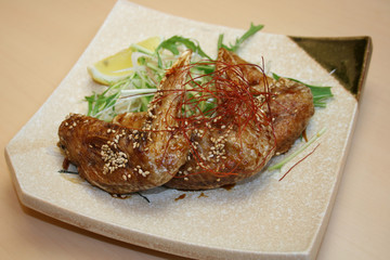 若鶏の手羽先