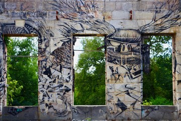 mur