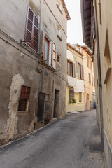 Obraz premium Narrow street in the old town in Italy