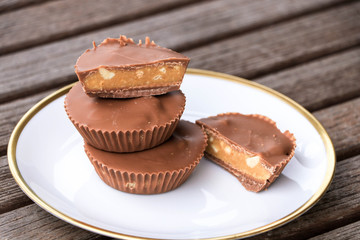 Peanut butter cups, dessert, schokolade