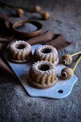 Small poppy seeds bund cakes