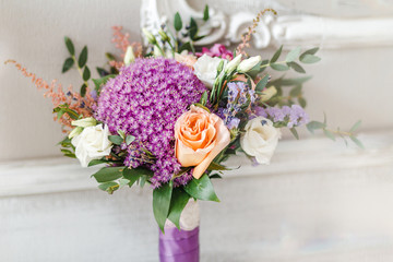 Obraz na płótnie Canvas Beautiful purple wedding flowers bouquet