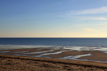 Plage de Gouville &agrave; Mar&eacute;e Basse.