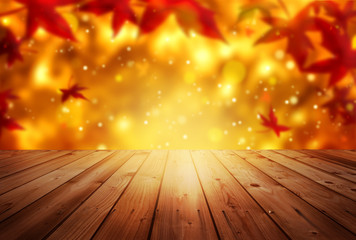Holztisch mit Herbstblättern im Hintergrund, Freisteller