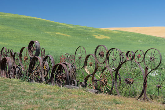 Wagon wheel fence in the Palouse region of eastern Washington