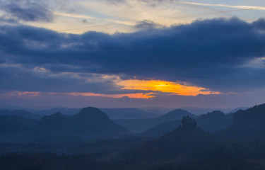 Fototapeta na wymiar Saxon Switzerland National Park at dawn