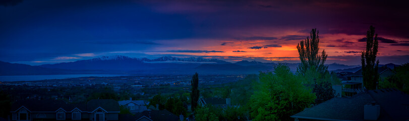 Amazing sunset along the Wasatch mountain range in Utah
