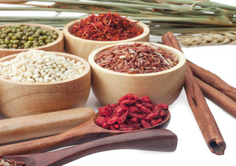 Cereal grains , seeds, beans
