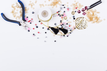 Domino beads and metal components