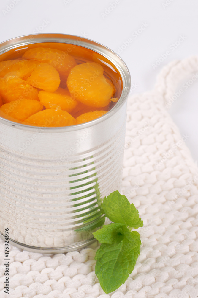 Wall mural can of peeled tangerines