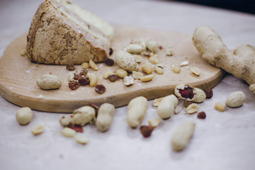 Cake with nuts