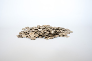 日本の硬貨・500円玉の山