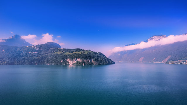 Blick &uuml;ber den Vierwaldst&auml;ttersee