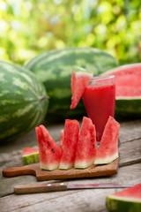Watermelon juice and watermelon pieces