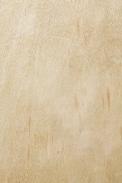 hellbraune Holzwand an einem Bauzaun