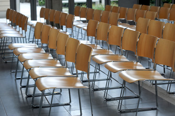 Raum bestuhlt f&uuml;r Tagung, Seminar oder Schulung