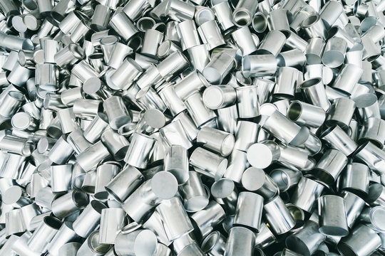 Accumulation of metal cans one on top of another