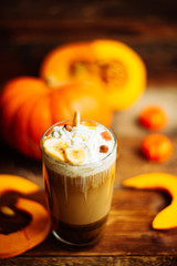 pumpkin latte smoothies with spices and spicy
