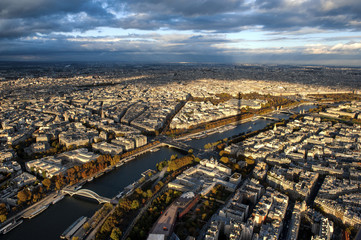 Obraz premium A wonderful aerial view of the Trocadero Palace and cityscape from the Eiffel tower at sunset in November 2016 in Paris. 