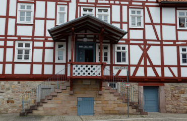 Fototapeta na wymiar Treppe an einem Haus in Melsungen