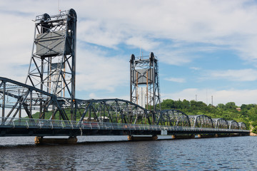 Lift bridge © Harris Shiffman
