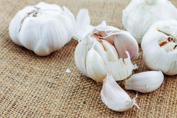 garlic on sack.