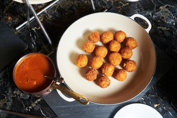 Vegetarian fried falafel chicken balls