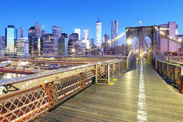 New York City with brooklyn bridge, Lower Manhattan, USA - obrazy, fototapety, plakaty