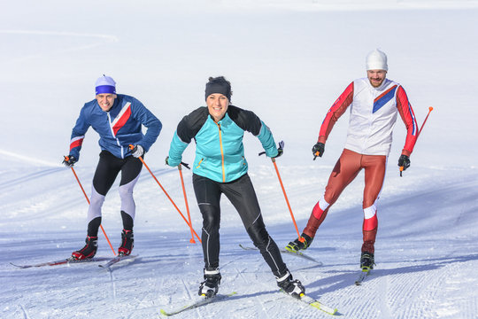 Spa&szlig; beim Workout auf Langlauf-Skiern