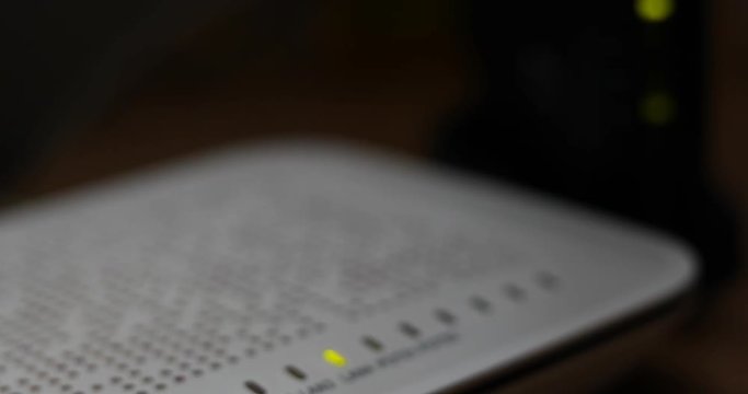 modem router equipment internet connection lost from server, red light blink warning wireless lan error