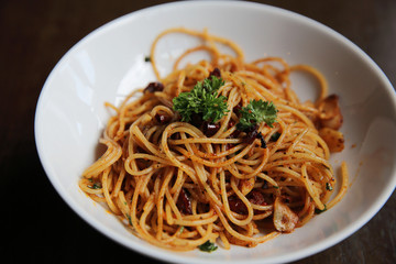 Spaghetti with chilli and garlic , spaghetti peperoncino , Italian food
