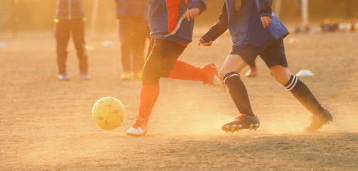 サッカー　フットボール © makieni
