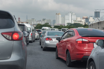 Fototapeta na wymiar traffic jam with row of cars
