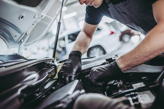 Handsome Auto Service Mechanic