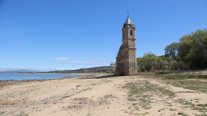 Iglesia de Villanueva de las Rozas, Embalse del Ebro, Cantabria