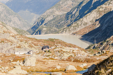 Grimsel, Passstrasse, Grimselpass, Grimselsee, Speichersee, Alpen, Schweizer Berge, Wanderweg, Bergstrasse, Herbst, Schweiz