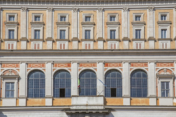 Fototapeta premium Dettaglio della facciata di Palazzo Farnese a Caprarola, piccolo paese vicino Roma, in Italia. Questo storico e bellissimo palazzo è stato costruito in epoca rinascimentale.