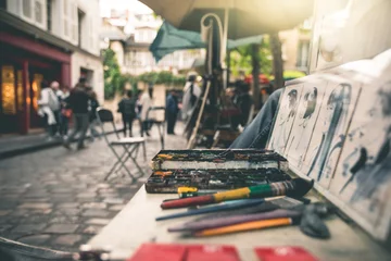 Art at Place du Tertre - Paris © TIMDAVIDCOLLECTION