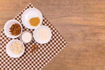 Plant alternative milk recipe: almond, oat, rice