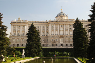 Fototapeta na wymiar The Royal Palace of Madrid, Spain 