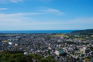 新潟県村上市臥牛山からの眺望
