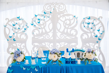 table for bride and groom in the wedding hall