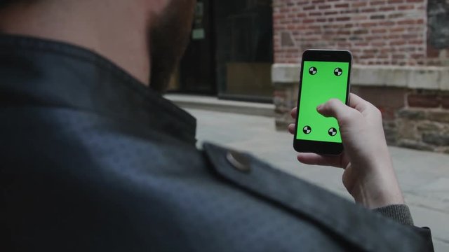 Using smartphone with green screen