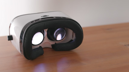 Virtual reality device playing video inside