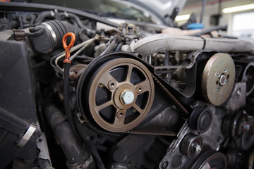 Automotor, Reparatur am Motor