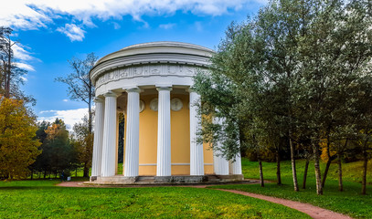 Fototapeta premium Pavlovsk Park. St. Petersburg, Russia